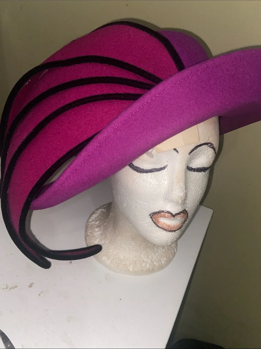 NWT Stylish Dress Hat USA